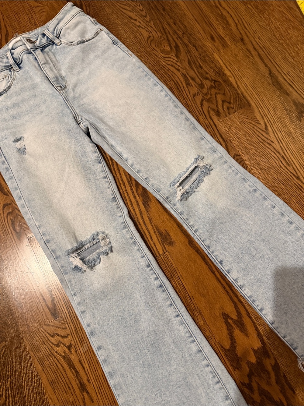 Risen Light denim distressed knee ankle jean 7/28 - Picture 3 of 14